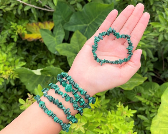 Malachite Chip Gemstone Bracelet (Malachite Stretch Bracelet, Malachite Crystal Bracelet, Stretch Bracelet, Crystal Healing, Gift)