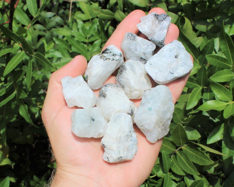Rainbow Moonstone Natural Rough Gemstone Crystals: Choose How Many Pieces ('A' Grade, Raw Rainbow Moonstone, Natural Moonstone Crystals) 