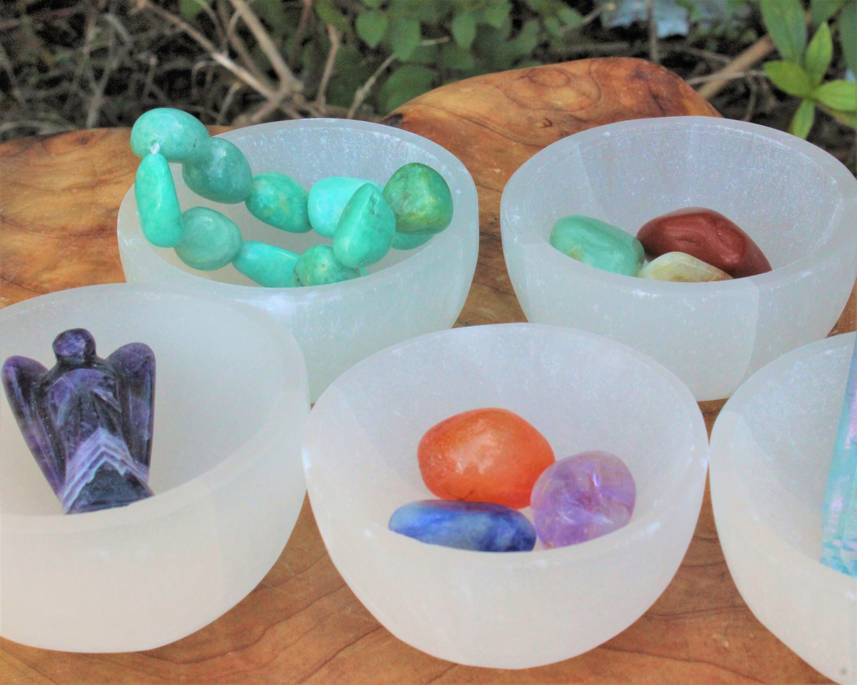 Wholesale Bulk Lot of 7 Selenite Charging Bowl, Medium, White Offering