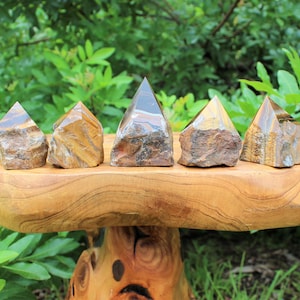 Gold Tiger Eye Top Polished Point &#39;AAA&#39; Grade, Tiger Eye Cut Base Crystal (Tiger Eye Point, Solar Plexus)