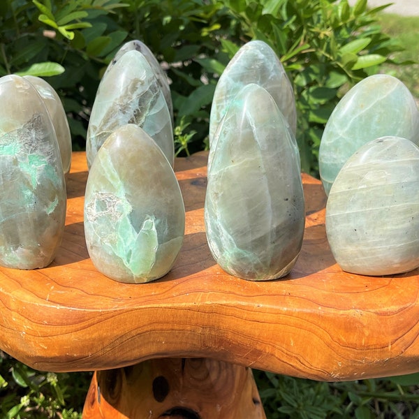 Garnierite / Green Moonstone Freeform: Free Standing Display Specimens - Choose Size ('A' Grade Polished Garnierite Free Forms, Home Decor)