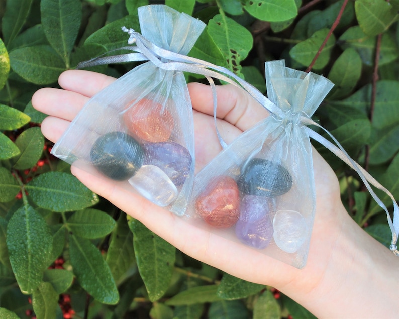 Spirituality Crystal Kit, 4 pcs In Organza Pouch Most Popular Tumbled Crystal Gift Kits Chakra Protection Healing Sets 2 Sets