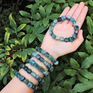 Moss Agate Tumbled Gemstone Bracelet: 6-8 mm Stones (Premium Grade Stretch Nugget Bracelet)