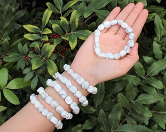 White Howlite Tumbled Gemstone Bracelet: 6-8 mm Stones (Howlite Stretch Bracelet, Nugget Bracelet, Gift)