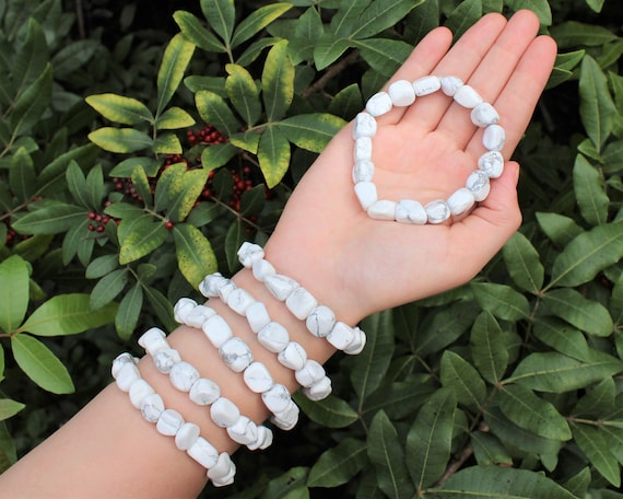White Howlite Tumbled Gemstone Bracelet: 6-8 mm Stones (Premium Grade Stretch Nugget Bracelet)