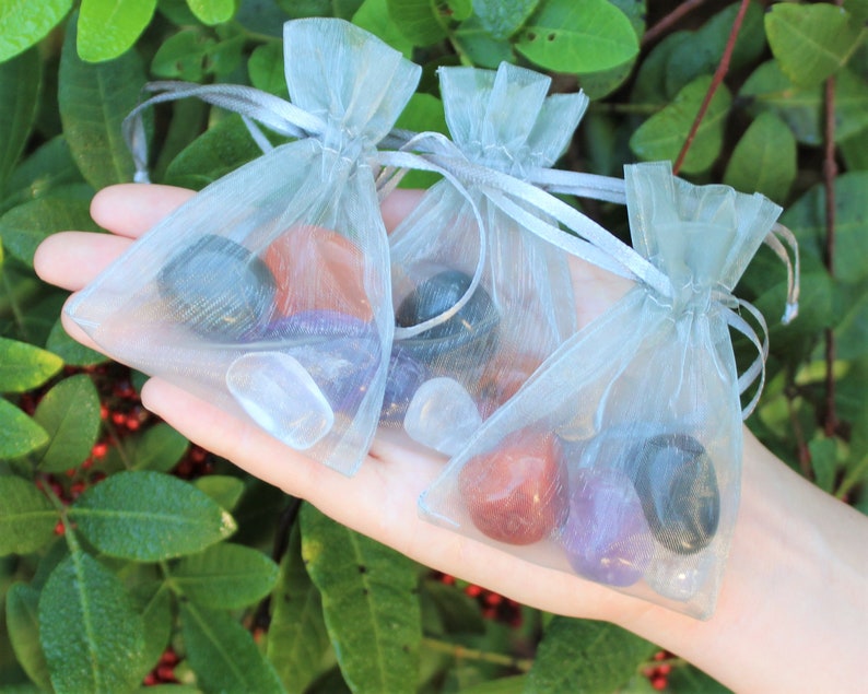 Spirituality Crystal Kit, 4 pcs In Organza Pouch Most Popular Tumbled Crystal Gift Kits Chakra Protection Healing Sets 3 sets