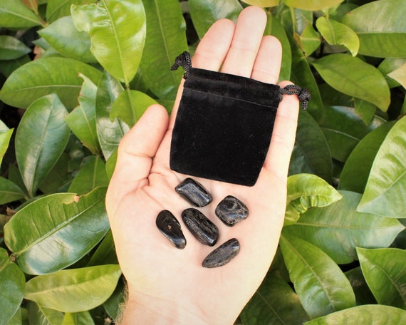 Black Tourmaline Tumbled Stone & Pouch - 5 Medium (About 0.75" +/-)