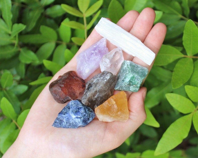 7 Chakra Stones Set (Medium 1'): 7 Natural Stones PLUS Selenite Stick PLUS Directions (Healing Stones, Rough Stones, Healing Crystals) 