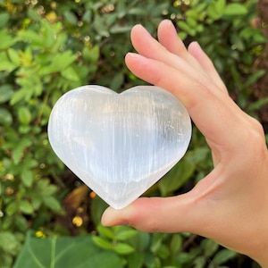 Selenite Crystal Hearts Small, Large & Extra Large 0.75 3: Choose Size Polished Selenite Heart, Palm Stone ExtraLarge: 2.5 - 3"