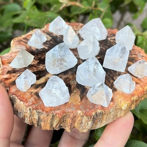 Apophyllite Tips, Apophyllite Points & Peices: Choose Ounces or lb Bulk Wholesale Lots (&#39;A&#39; Grade, Apophyllite Crystal Pyramids)