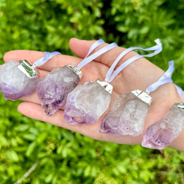 Amethyst Point Crystal Ornament (Silver Plated) - Natural Amethyst Decorative Oraments (Gemstone Christmas Ornaments, Holiday Home Decor)