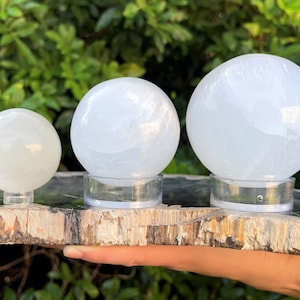 Selenite Crystal Sphere - Medium 1.5&quot;, Large 2.25&quot;, Huge 3&quot; or JUMBO 5&quot; Choose Size! (Premium Quality White Selenite Sphere, Home Decor)