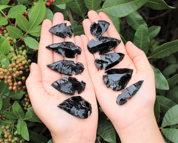 Black Obsidian Arrowheads, 1" - Choose How Many Pieces (Black Obsidian Crystals, Stone Arrowhead, Root Chakra)