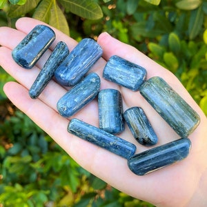Tumbled Blue Kyanite, RARE &#39;AAA&#39; Quality Blue Kyanite Crystals: Choose How Many (Blue Kyanite Polished Crystals)