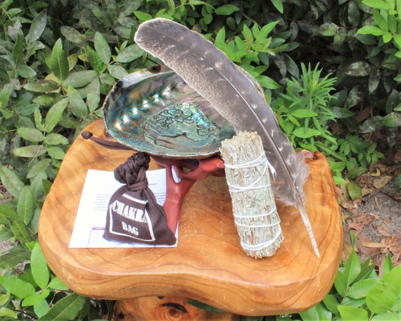 Smudge Kit & 7 Chakra Crystal Set - Blue Sage Smudge Stick, Abalone Shell, 6" Wooden Stand, 7 Chakra Crystals, Feather and Instructions