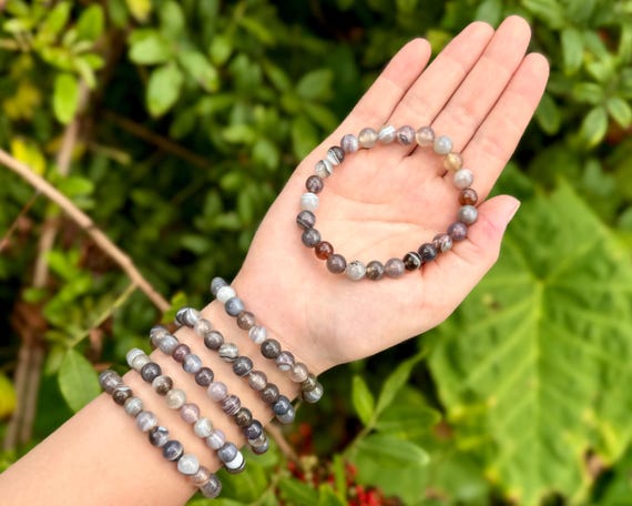 Botswana Agate Bead Bracelet: 8 mm Round Crystals (Natural Botswana Agate Bracelet, Premium Grade Stretch Gemstone Bracelet)
