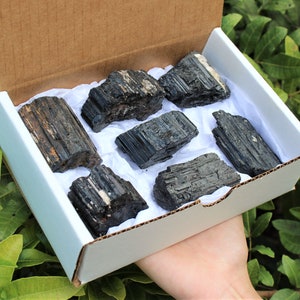 Home Protection Black Tourmaline Log Box, LARGE 6 - 8 Pieces or EXTRA Large 4 Pieces ('A' Grade Shiny High Quality Tourmaline Logs)