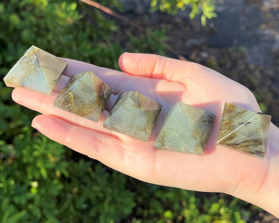 Labradorite Crystal Pyramid, 1" - 1.25" (Polished Gemstone Pyramid, Labradorite Pyramid, Carved Pyramid)