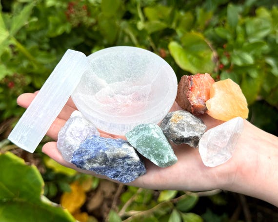 7 Chakra Rough Crystal Set + 3" Selenite Charging Bowl & Directions (Healing Stones, Chakra Stone Set, Selenite Charging)