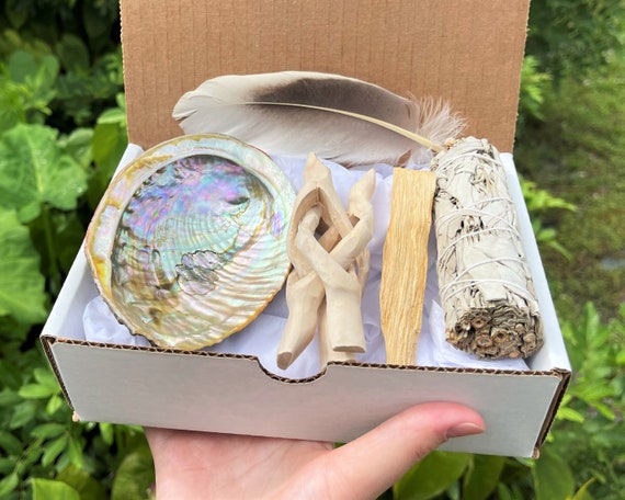 White Sage Smudge Abalone Kit - Abalone Shell, White Sage Smudge Stick, Tripod Stand, Palo Santo and Smudging Directions (House Cleansing)