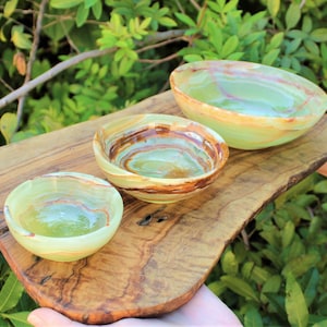 Green Onyx Crystal Bowl, 3" 4" or 6": Medium, Large or Extra Large Onyx Stone Bowl (Decorative Crystal Bowl, Stone Bowl, Natural Onyx Bowl)