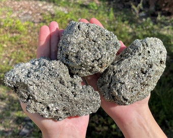 Cristaux de pyrite naturelle brute JUMBO, échantillons de minéraux de pyrite brute - Taille au choix (catégorie « A »)