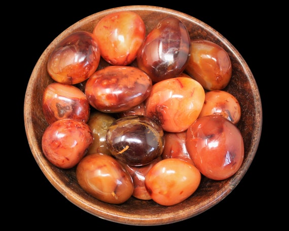 Wholesale Bulk Lot Carnelian Palm Stones - Hand Polished Stones, 'A' Grade Large Carnelian Pebbles - GREAT VALUE (From Madagascar)