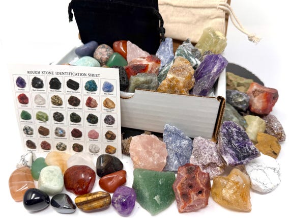 Kids Junior Geologist Discovery Kit - Rough & Tumbled Stones From Around the World - Identity Your Gemstones