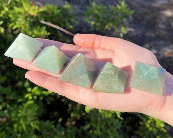 Green Aventurine Crystal Pyramid, 1" - 1.25" (Polished Gemstone Pyramid, Green Aventurine Pyramid, Green Quartz Pyramid, Crystal Healing)