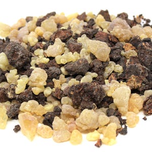 Frankincense and Myrrh Resin Incense - 'A' Grade Natural Granular Resin Blend (Ritual, Energy Cleansing & Meditation)