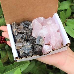 Natural Rough Smoky & Rose Quartz Gemstone Rock Collection 1/2 lb Box Lot ('A' Grade Raw Quartz Crystals)