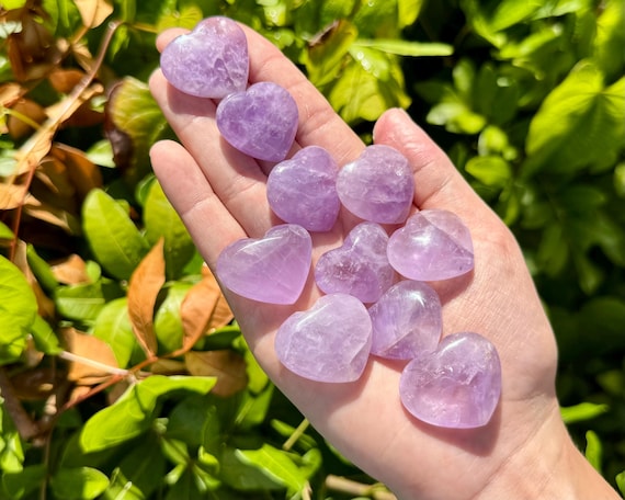 Amethyst Hearts 0.75 - 1" - Choose How Many ('A' Grade Premium Quality Natural Amethyst Crystal Hearts)