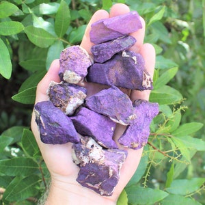 Purpurite Rough Natural Crystals, 1 - 2&quot;: Choose How Many Pieces (&#39;A&#39; Grade Raw Purpurite Crystals)
