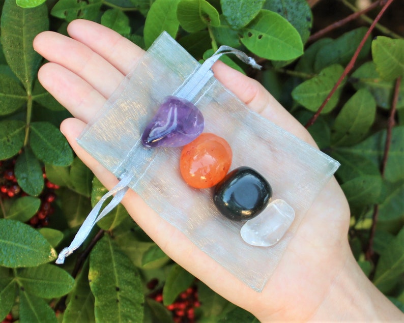 Spirituality Crystal Kit, 4 pcs In Organza Pouch Most Popular Tumbled Crystal Gift Kits Chakra Protection Healing Sets 1 Set