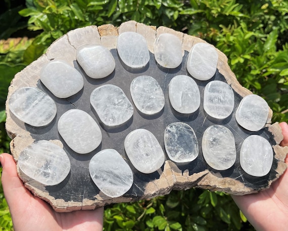 Clear Quartz Palm Stone: Medium Size, Stone Shape Oval (Smooth Polished Clear Quartz Worry Stone, Clear Quartz Gemstone)