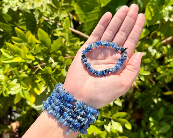 Blue Kyanite Chip Bracelet (Kyanite Gemstone Bracelet, Kyanite Crystal Bracelet, Kyanite Jewelry, Gift)