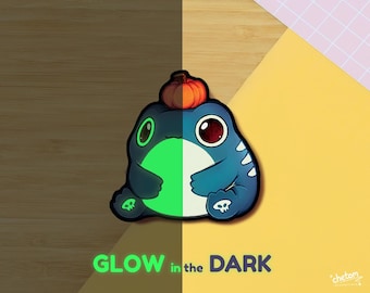 NEW Skellytoad Glow in the Dark sticker ~ Vinyl Sticker ~ GITD Vinyl Decal ~ Frog Sticker ~ Toad Stationery ~ Cute art by chetom ~ Skeleton