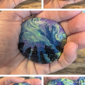 Northern Lights/Aurora Borealis Painted Alaskan River Rocks
