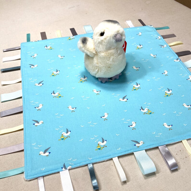 Baby Seagull Ribbon Blanket and Chick image 1