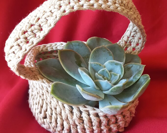 Crochet Basket Pattern Easy Gift Idea as Kids Toy or Home Decor