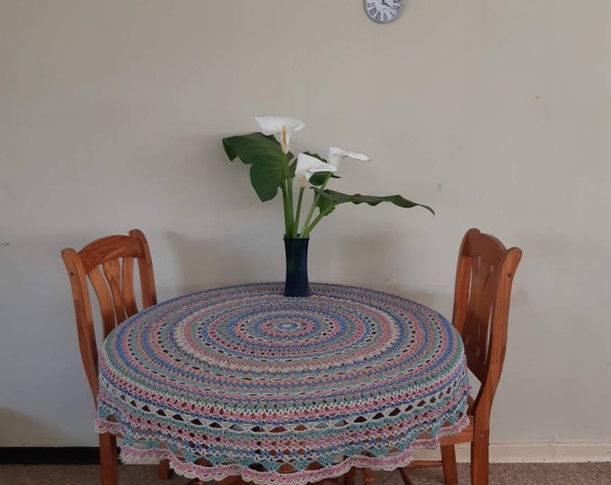 5 Colors of Love - Tablecloth - Crochet Pattern