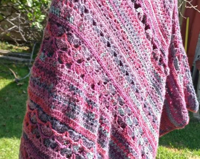 Crochet Poncho Pattern - Mixed Stitched Lacy Colorway - woman clothing, crochet poncho pattern for varigate yarn