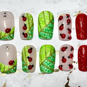 Ladybug Insect and Leaf Handmade Custom Press On Nails | Gel Nails, 3D Nail Art, Spring Nails, Reusable Nails, Summer Nails, Ladybug Nails
