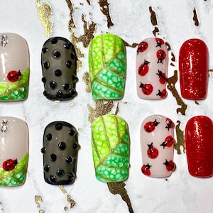 Ladybug Insect and Leaf Handmade Custom Press On Nails | Gel Nails, 3D Nail Art, Spring Nails, Reusable Nails, Stick On Nails
