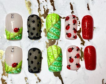 Ladybug Insect and Leaf Handmade Custom Press On Nails | Gel Nails, 3D Nail Art, Spring Nails, Reusable Nails, Stick On Nails