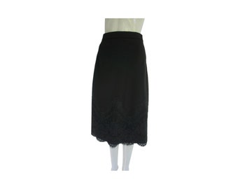 Peggy Jennings Black Lace Trim Scalloped Edge Wool Skirt