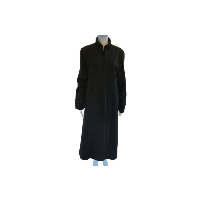 Dolce&Gabbana Black Wool Coat with Standing Collar and Velvet Trim Detail image 1
