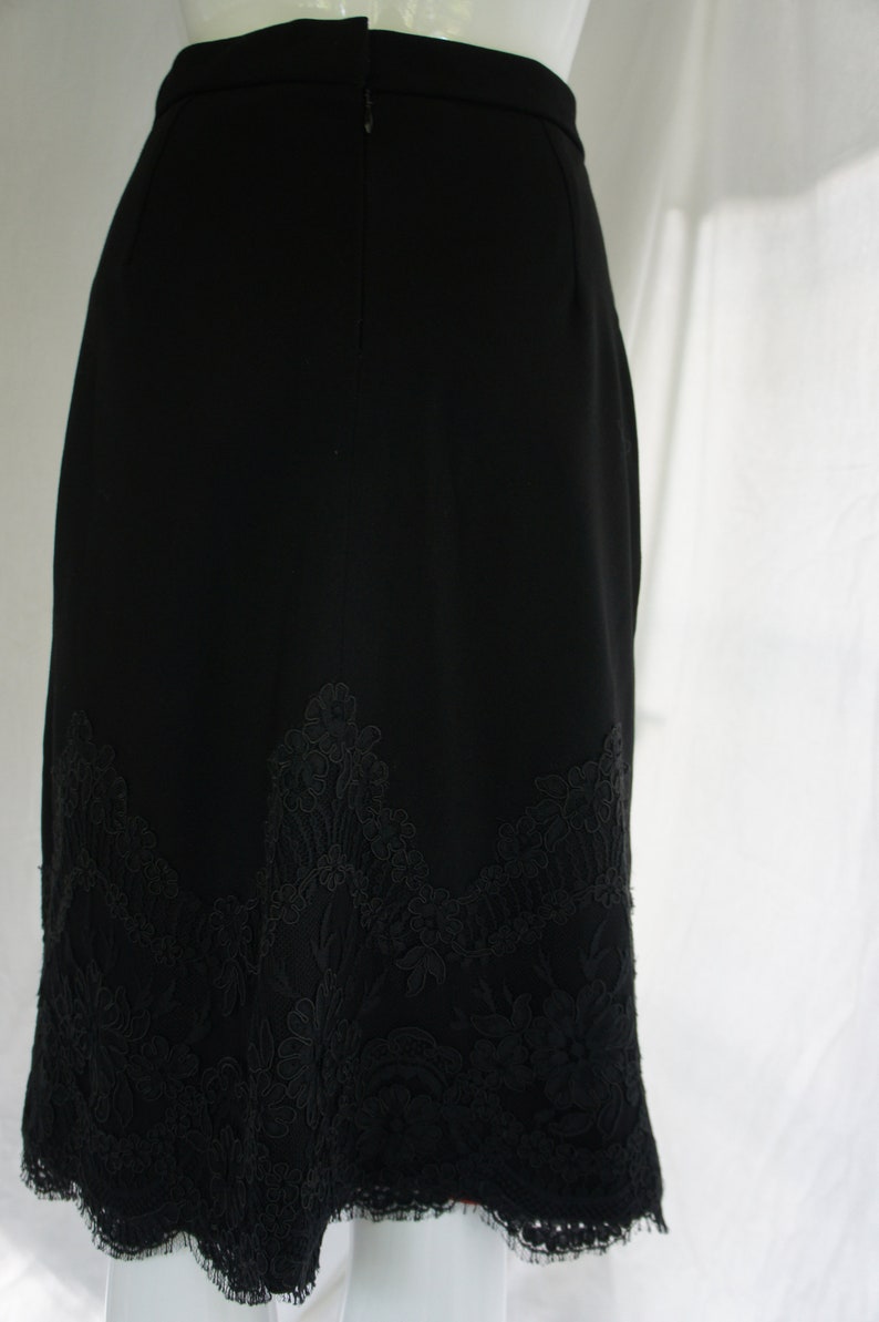 Peggy Jennings Black Lace Trim Scalloped Edge Wool Skirt image 9