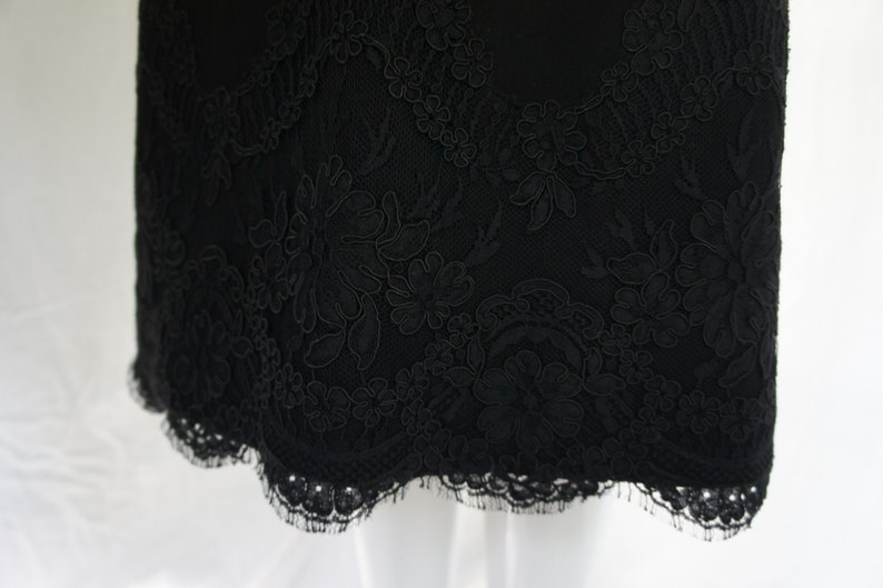 Peggy Jennings Black Lace Trim Scalloped Edge Wool Skirt image 5