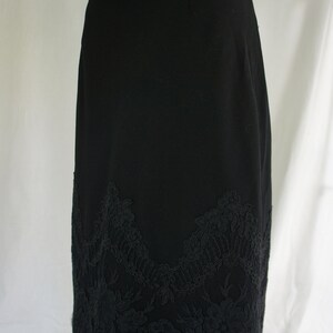 Peggy Jennings Black Lace Trim Scalloped Edge Wool Skirt image 7